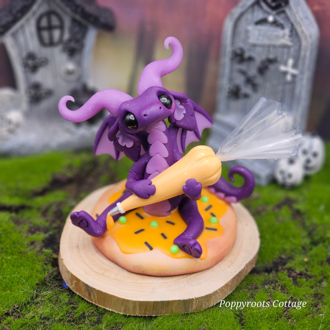 Taffy, Halloween Baker